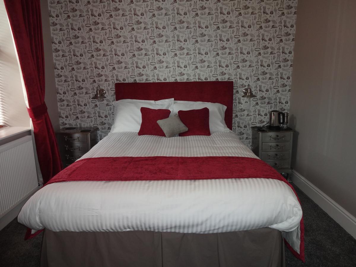 The Snooty Fox Warminster Hotel Luaran gambar